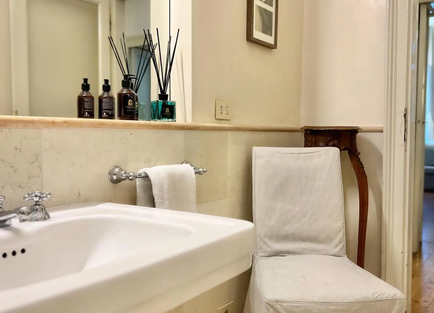 Comecasa 2 Bedrooms Apartment In Via Curtatone Μιλάνο Ιταλία