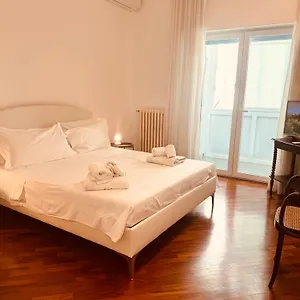 https://stazione-suite.barihotels.org