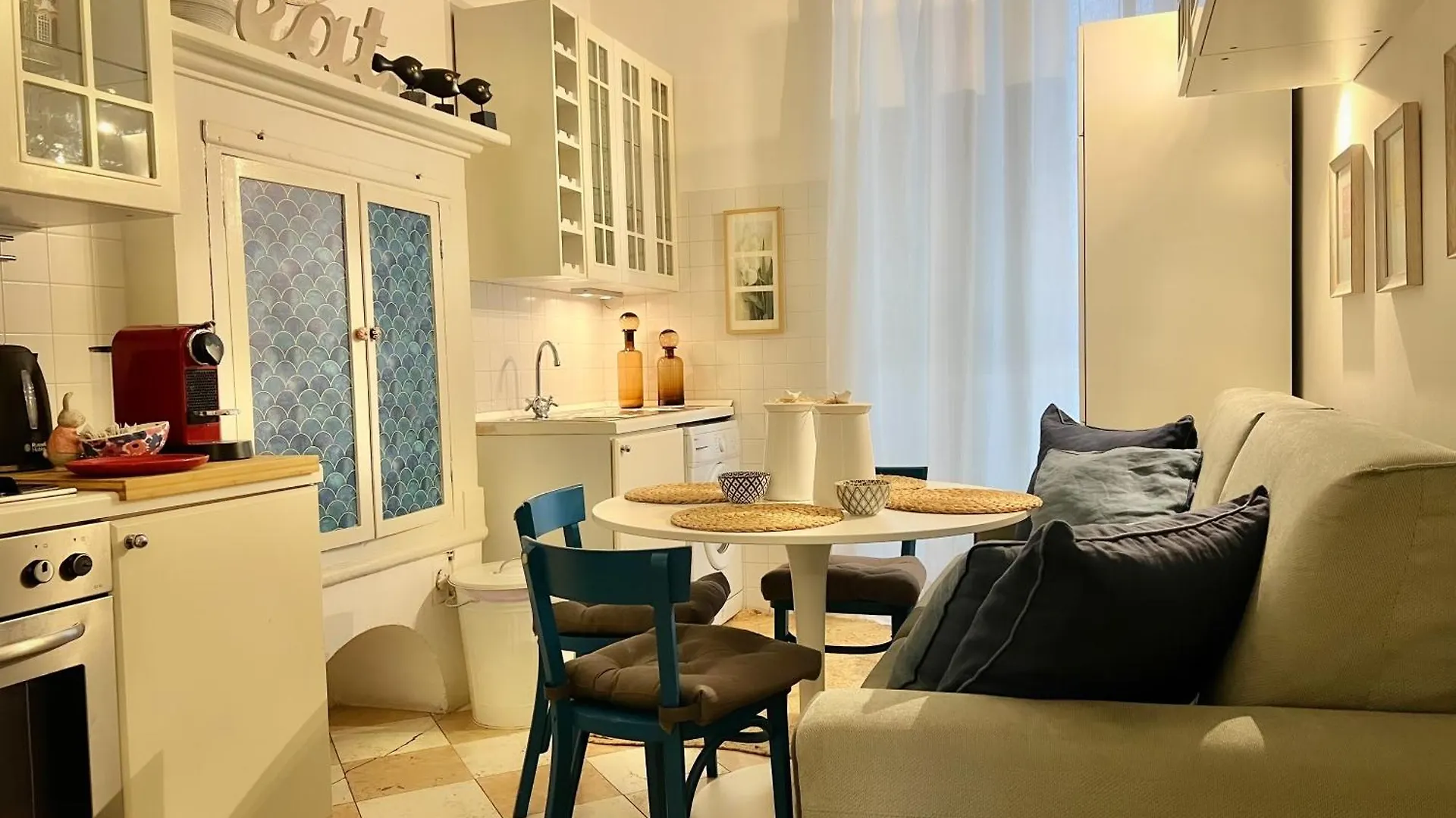 Comecasa 2 Bedrooms Apartment In Via Curtatone Milan Italie